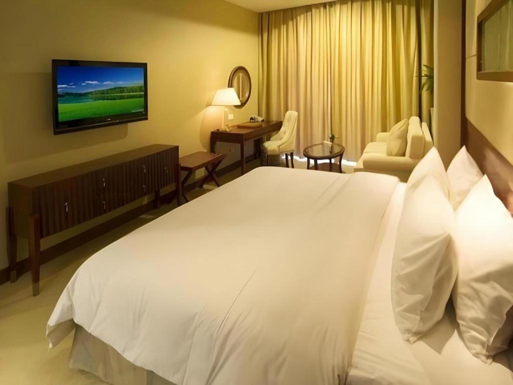 Nanchang Galactic Peace International Hotel Esterno foto