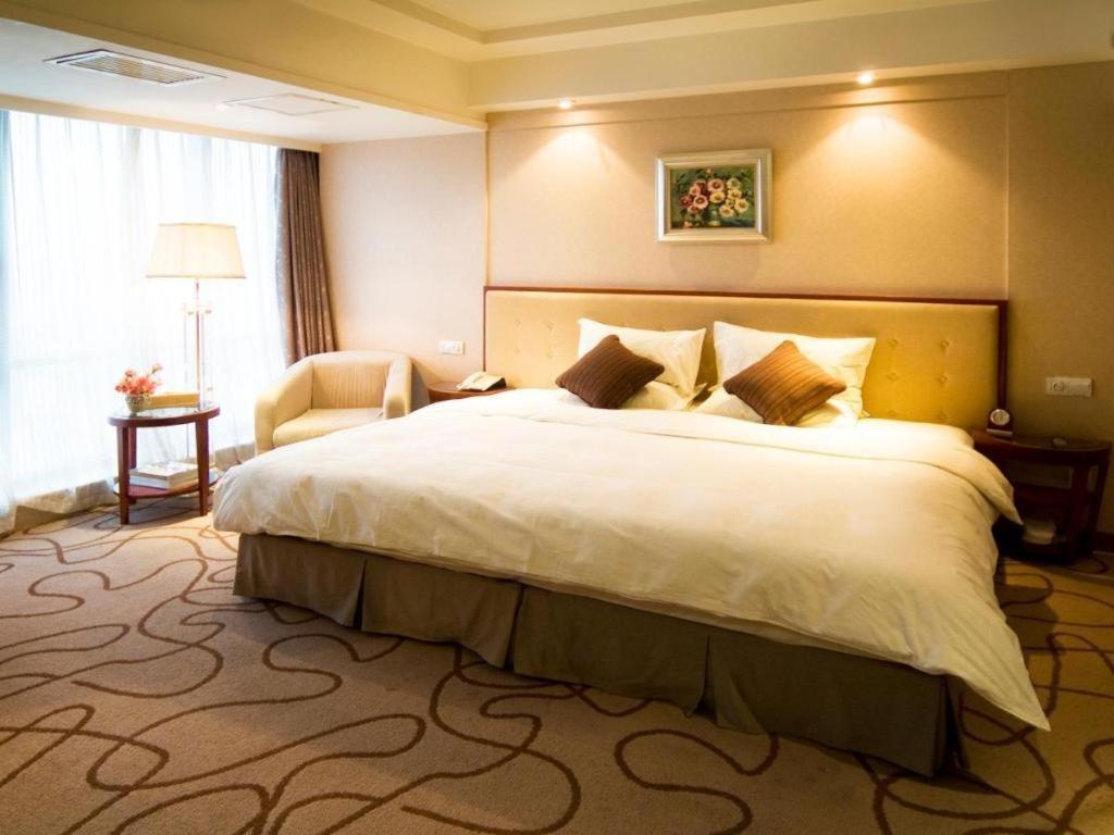 Nanchang Galactic Peace International Hotel Esterno foto